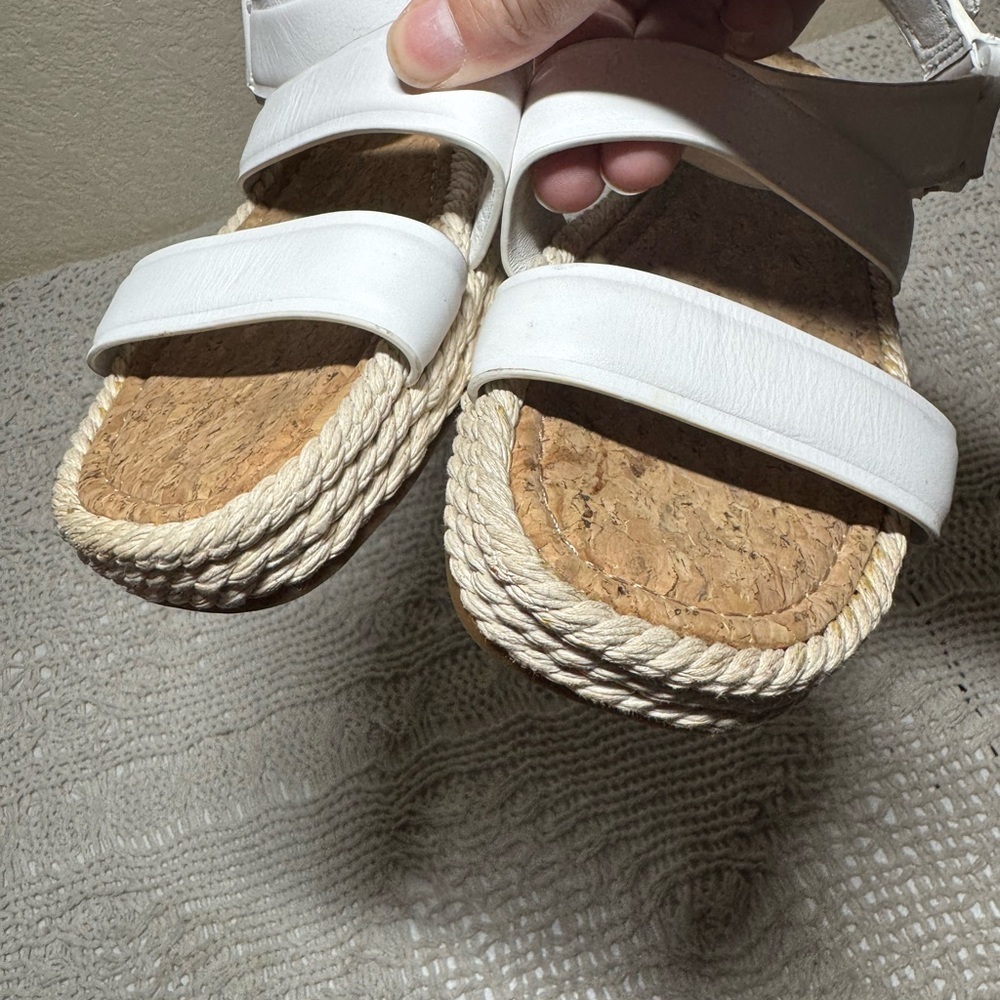 Vince White Strap Sandals Size 6.5 - Picture 4 of 6